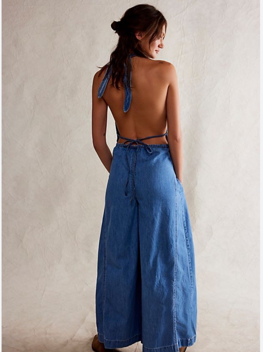 Sunrays One-Piece
We The Free
NWOT
COLOR- Constellation